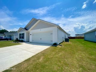 1426 N Wilshire Court, Kinston, NC 28504