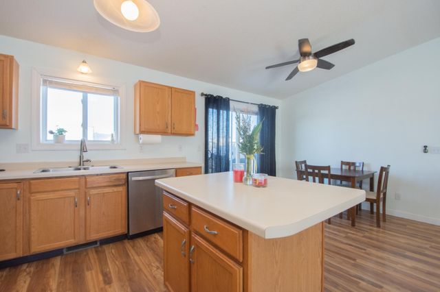 3023 33rd Street S, Moorhead, MN 56560