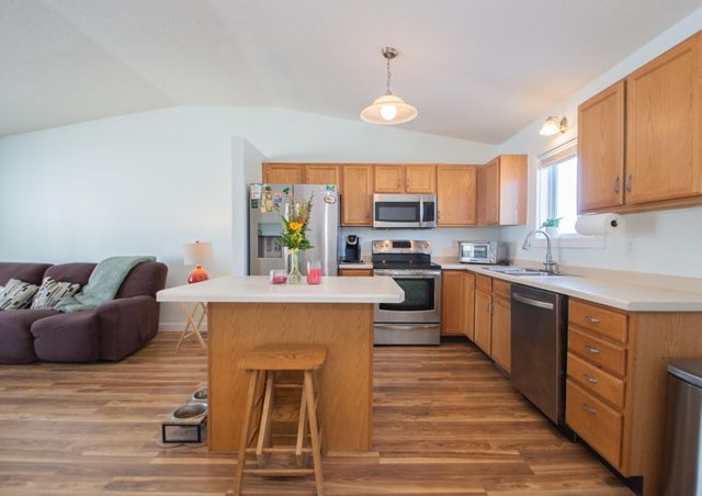 3023 33rd Street S, Moorhead, MN 56560