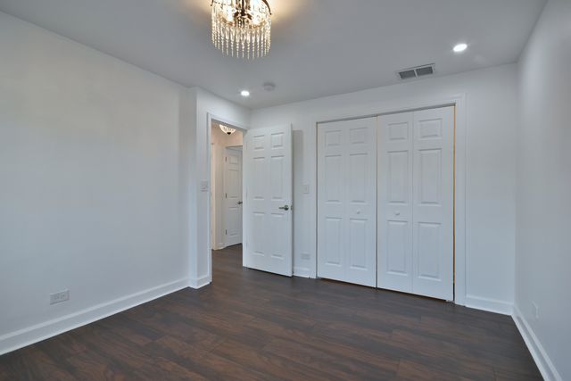 8211 W Grand Avenue, River Grove, IL 60171