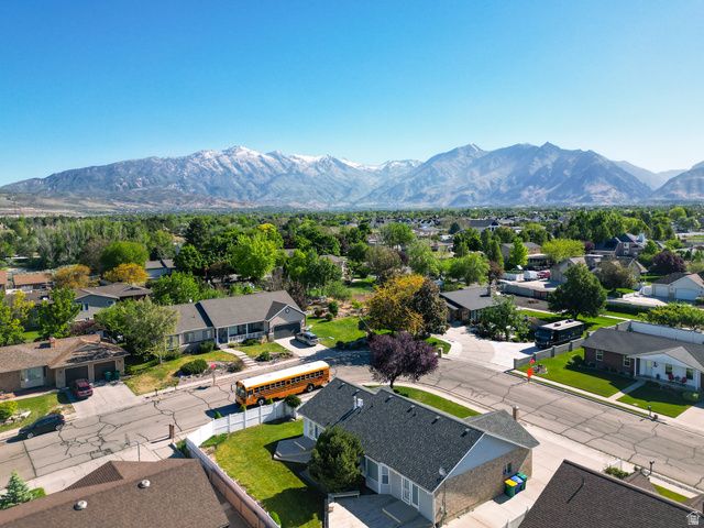 1433 N 1250 E, Lehi, UT 84043