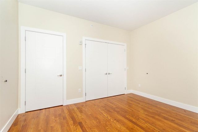 906 East 2nd 106, Boston, MA 02127