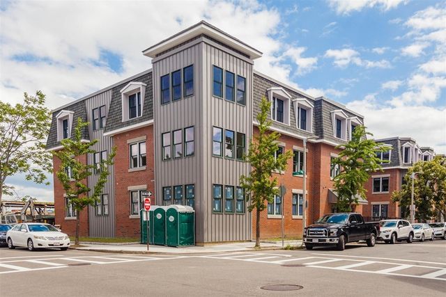 906 East 2nd 106, Boston, MA 02127