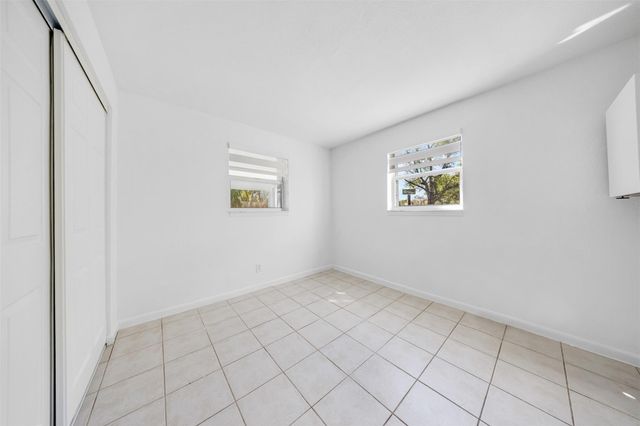 5921 NE 1st Avenue, Oakland Park, FL 33334