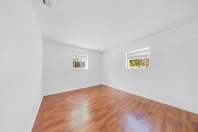 5921 NE 1st Avenue, Oakland Park, FL 33334