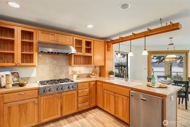 11990 Seabeck HWY NW, Seabeck, WA 98380