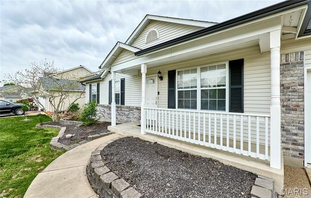 206 Cherrywood Parc Drive, O'fallon, MO 63368