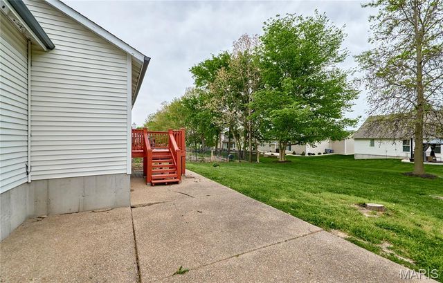 206 Cherrywood Parc Drive, O'fallon, MO 63368