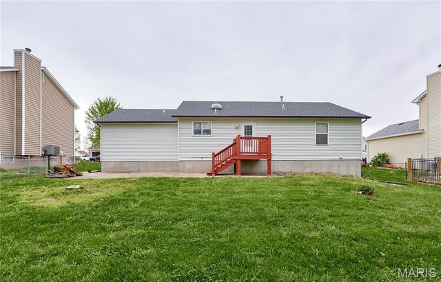 206 Cherrywood Parc Drive, O'fallon, MO 63368