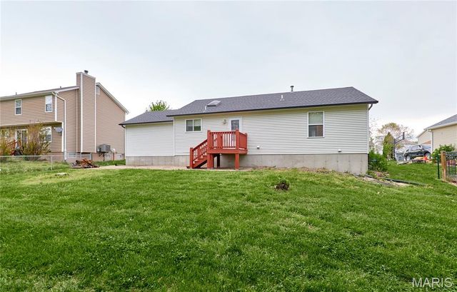 206 Cherrywood Parc Drive, O'fallon, MO 63368