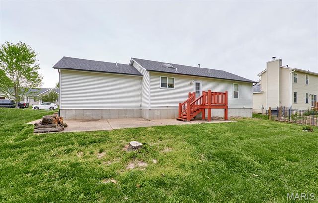 206 Cherrywood Parc Drive, O'fallon, MO 63368