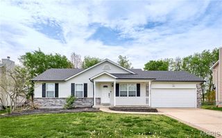 206 Cherrywood Parc Drive, O'fallon, MO 63368