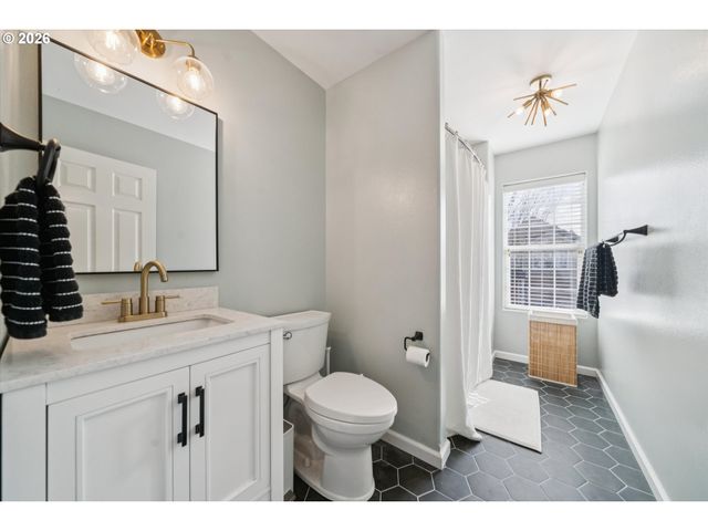 20615 Sw GRACIE St, Beaverton, OR 97006