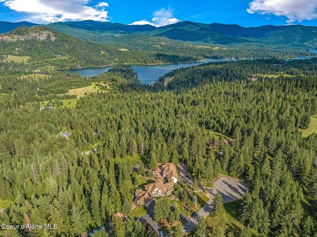 5336 E SHIRE LN, Hayden, ID 83835