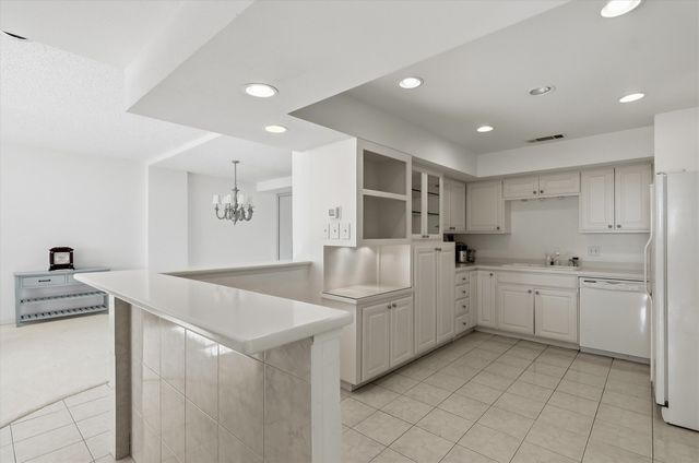 5200 Keller Springs Road 1315, Dallas, TX 75248