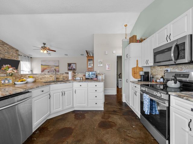 426 Flamingo Way, Boiling Springs, SC 29316