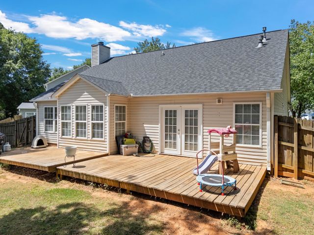 426 Flamingo Way, Boiling Springs, SC 29316