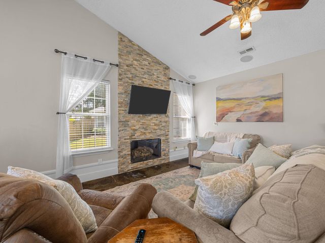 426 Flamingo Way, Boiling Springs, SC 29316