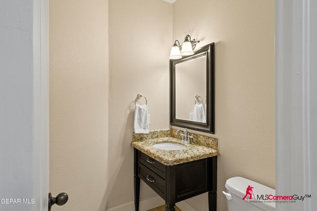 5721 CAPROCK Court A, El Paso, TX 79912