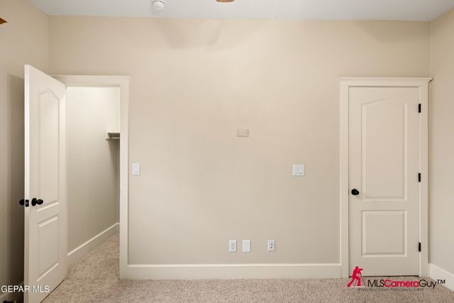 5721 CAPROCK Court A, El Paso, TX 79912