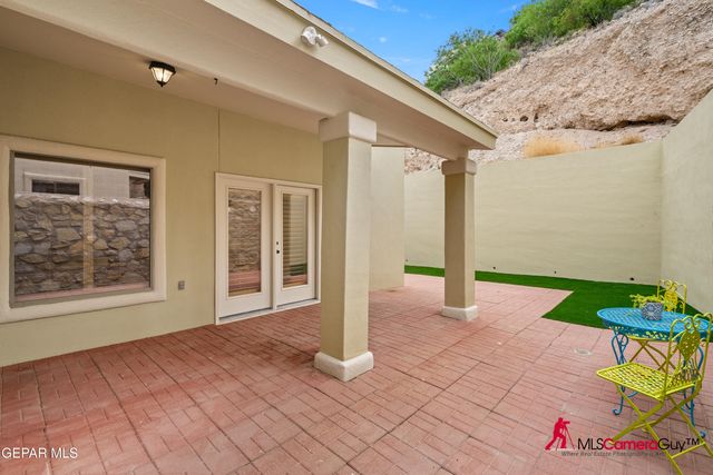 5721 CAPROCK Court A, El Paso, TX 79912