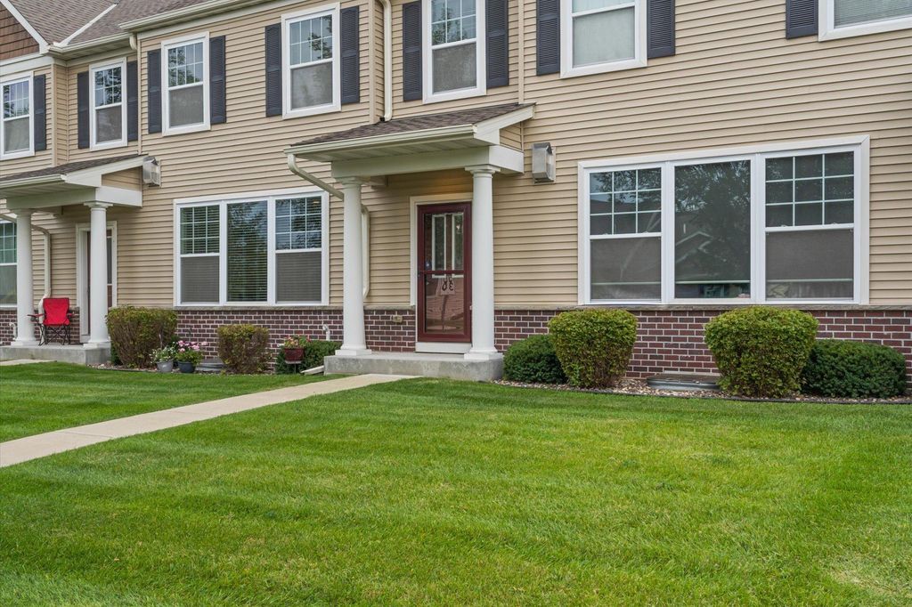 2676 133rd Street W 102, Rosemount, MN 55068