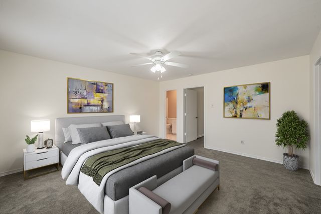 3020 Stonehenge Lane, Carrollton, TX 75006