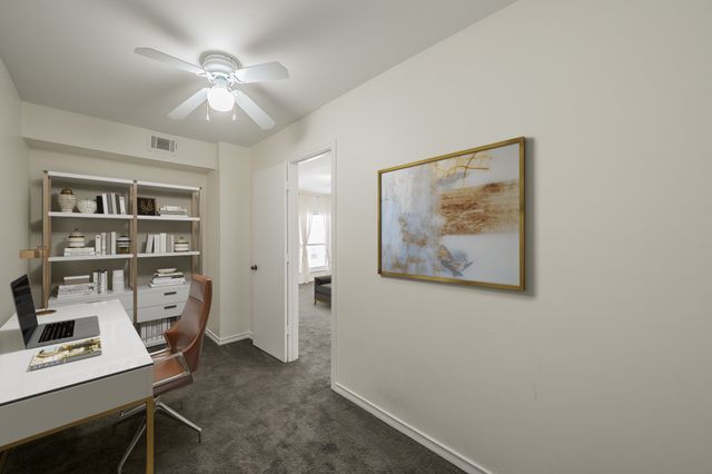 3020 Stonehenge Lane, Carrollton, TX 75006