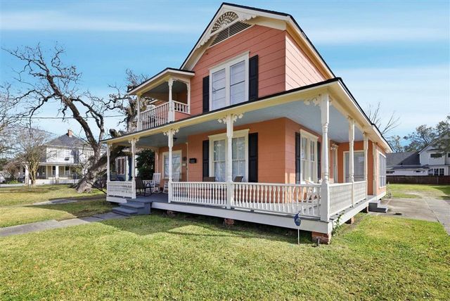 1149 Hodges Street, Lake Charles, LA 70601