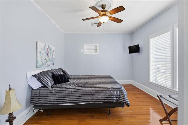 1149 Hodges Street, Lake Charles, LA 70601