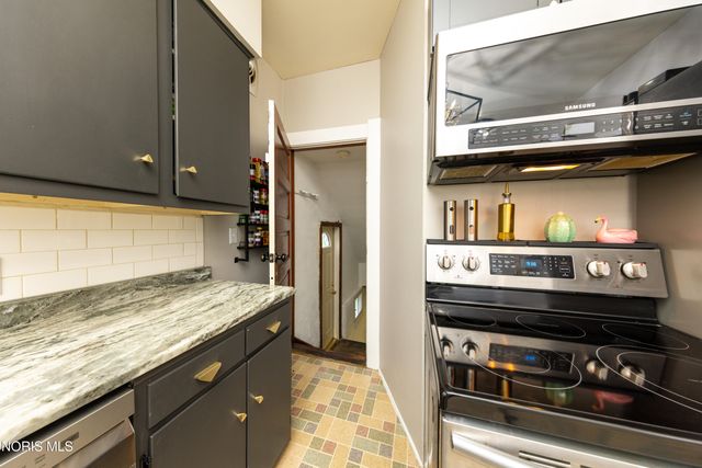 313 2nd Street, Findlay, OH 45840