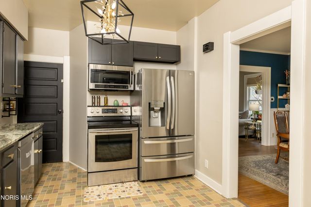 313 2nd Street, Findlay, OH 45840