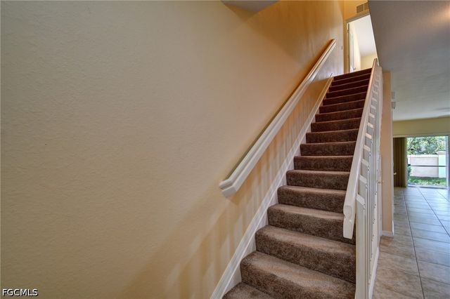 8585 Athena CT, Lehigh Acres, FL 33971