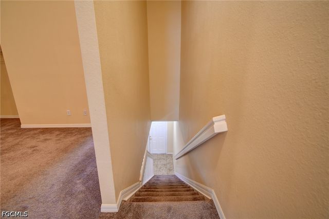 8585 Athena CT, Lehigh Acres, FL 33971