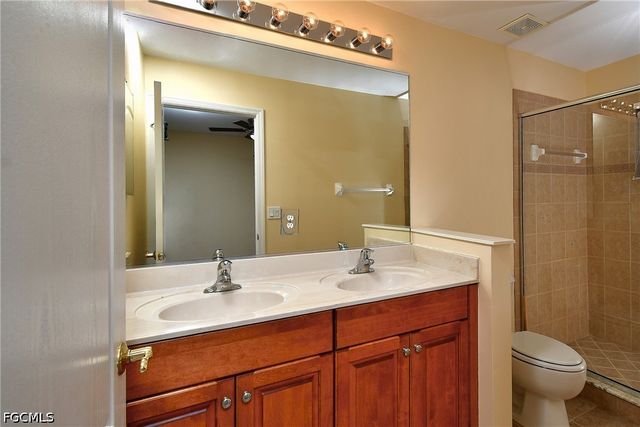 8585 Athena CT, Lehigh Acres, FL 33971