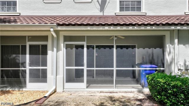 8585 Athena CT, Lehigh Acres, FL 33971