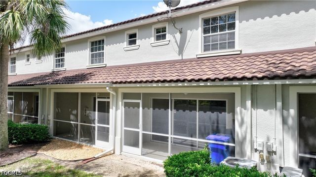 8585 Athena CT, Lehigh Acres, FL 33971