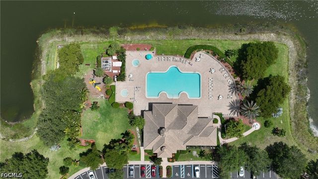 8585 Athena CT, Lehigh Acres, FL 33971