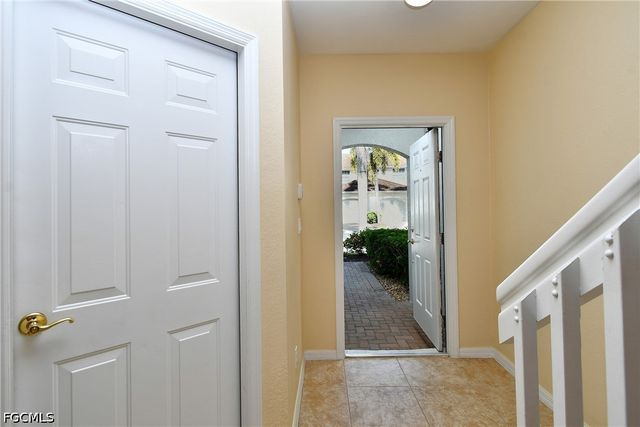 8585 Athena CT, Lehigh Acres, FL 33971