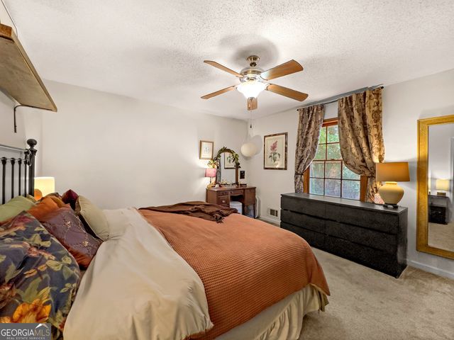 35 Pleasant Valley Road, Mcdonough, GA 30253