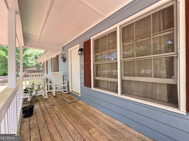 35 Pleasant Valley Road, Mcdonough, GA 30253