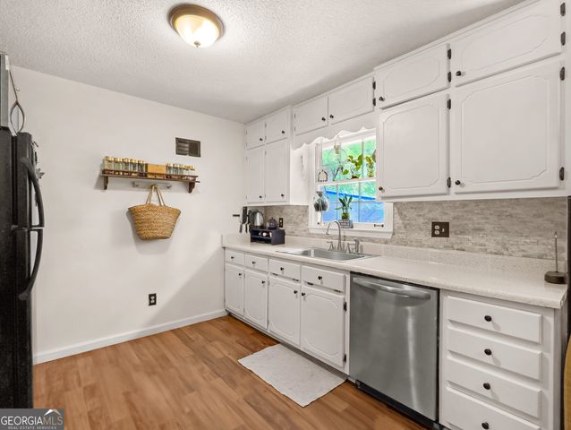 35 Pleasant Valley Road, Mcdonough, GA 30253