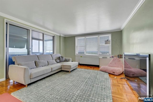 2000 Linwood Avenue 16J, Fort Lee, NJ 07024