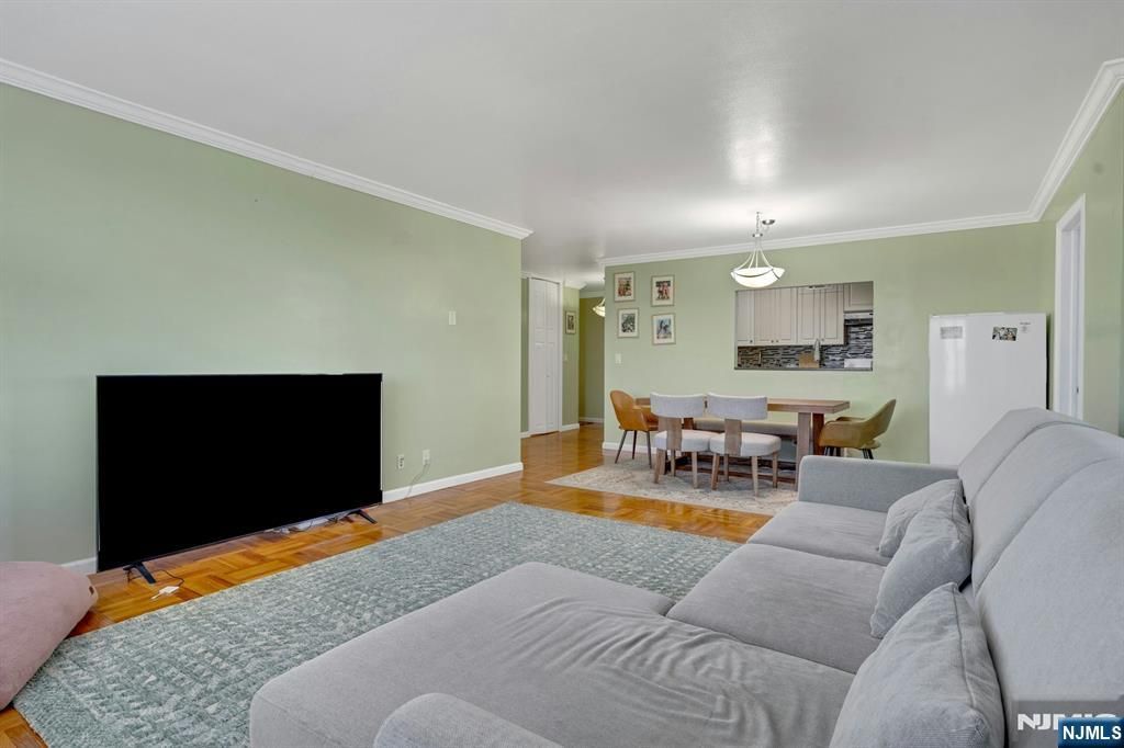 2000 Linwood Avenue 16J, Fort Lee, NJ 07024