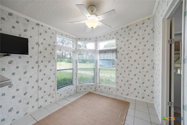 166 Paint Brush Trail, Lockhart, TX 78644