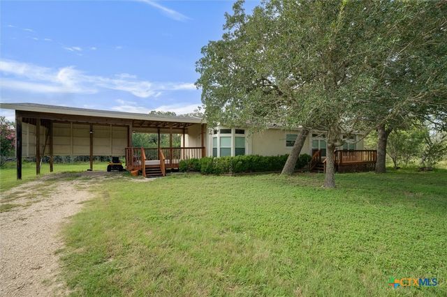 166 Paint Brush Trail, Lockhart, TX 78644