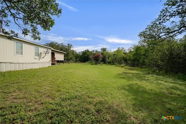 166 Paint Brush Trail, Lockhart, TX 78644