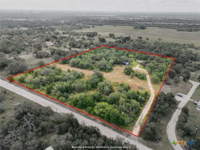 166 Paint Brush Trail, Lockhart, TX 78644
