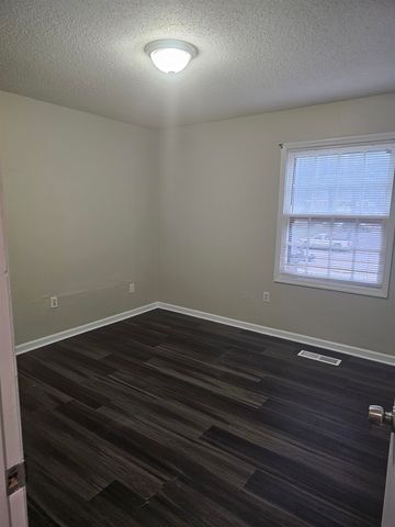 5197 FLOWERING PEACH DR # 5197, Memphis, TN 38115