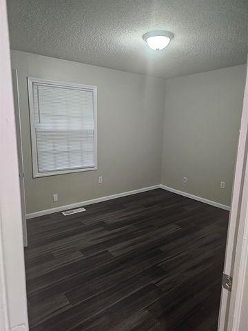 5197 FLOWERING PEACH DR # 5197, Memphis, TN 38115
